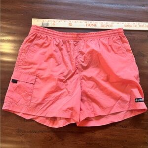 Women’s Columbia shorts